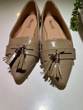 Miss KG Nikki Nude Patent Tassel Pointed Toe Flats Loafers EU 37 / US 7